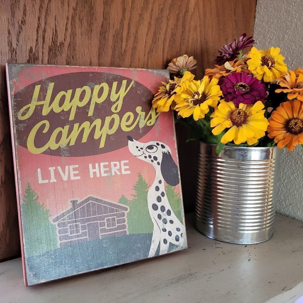 NWT: Vintage inspired wooden sign/decor: gift/ stocking stuffer